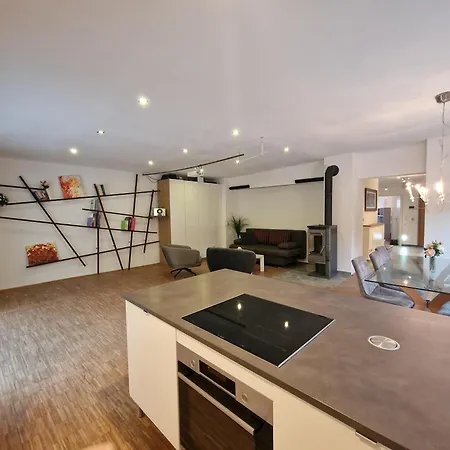 Hoehenblick Nyaraló *